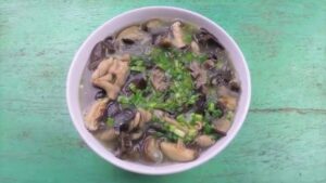 2 cach nau mien long ga ngon hap dan ngot thanh cho bua com avt 1200x676 1