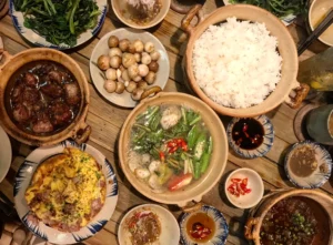 vietnamese food holding